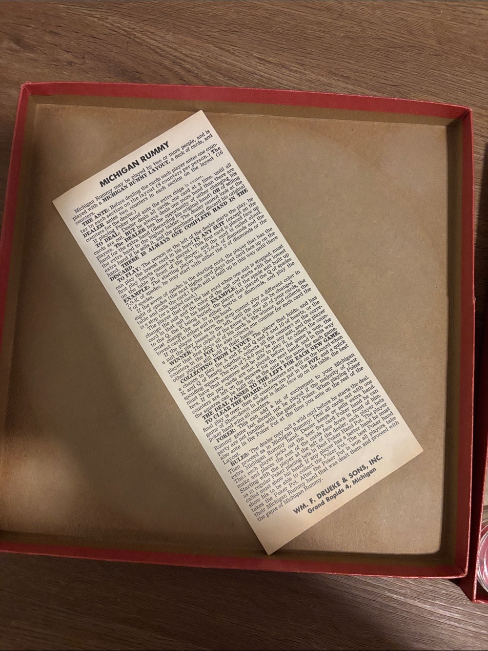 Michigan Rummy Board Game Box - Red - Picture 2 of 5